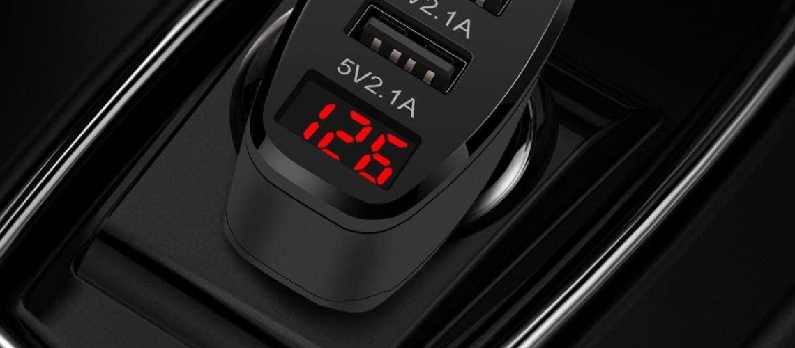 caricabatterie-auto-usb.jpg