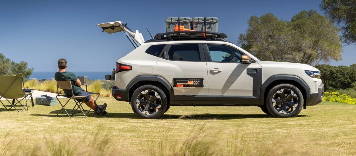 Dacia Duster aménagé en mini-camper pour des aventures en toute liberté