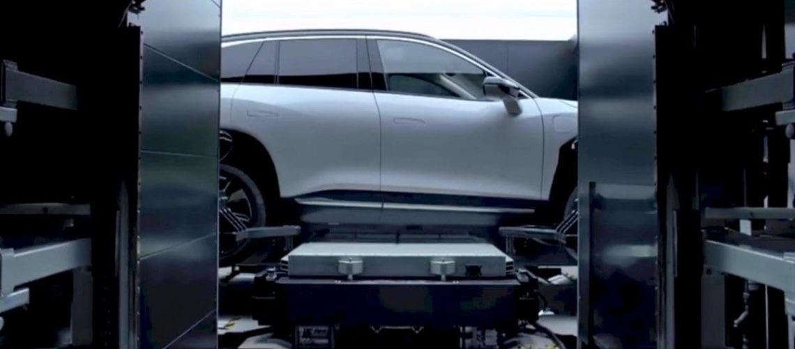 nio-es6-battery-swap.jpg