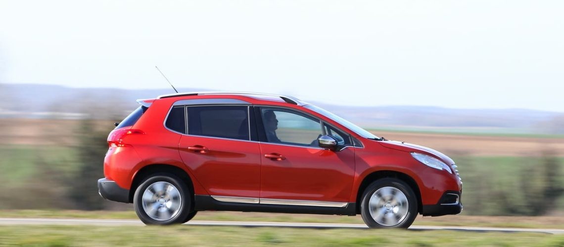 Peugeot 2008 1.2 PureTech 110 en essai sur route