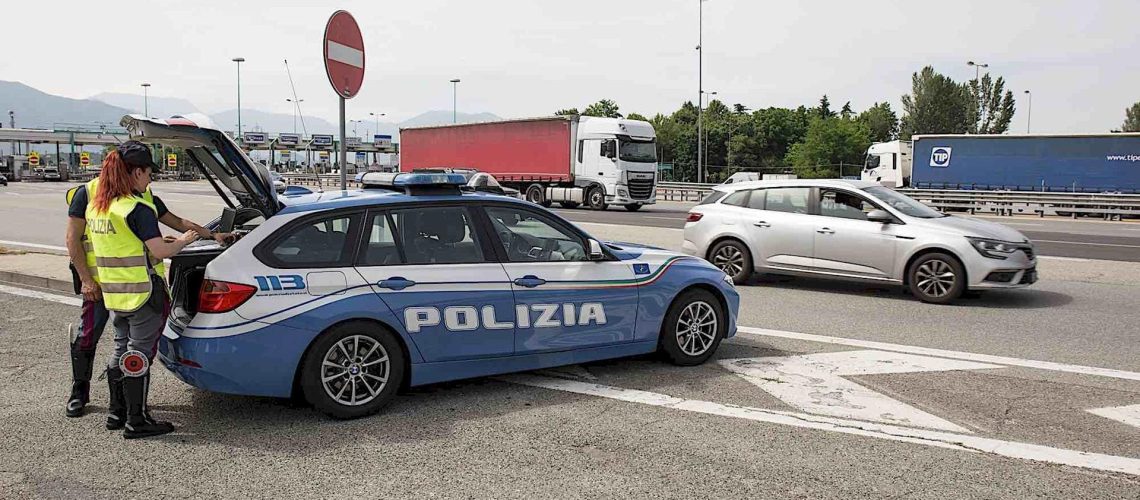 polizia-controlli-07.jpg