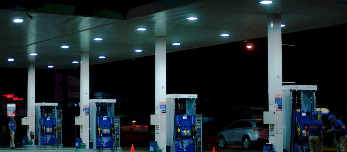 pompe-bianche-benzina-no-logo.jpg