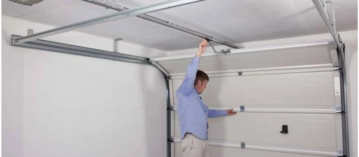Programmation d’un moteur de porte de garage Somfy pour un confort optimal