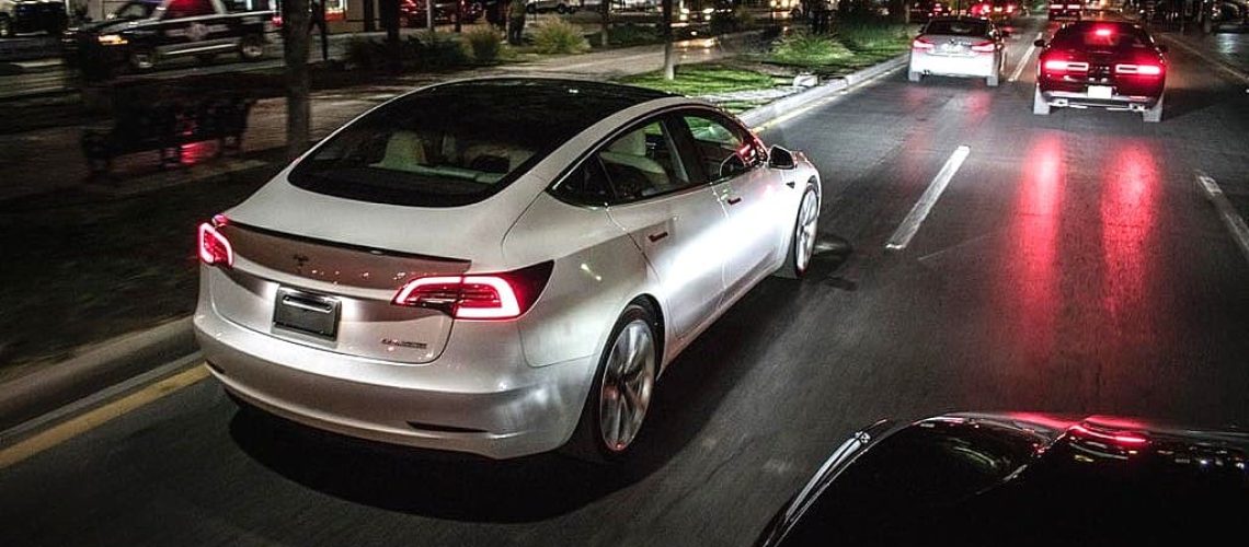 tesla-model-3-night-3a.jpg