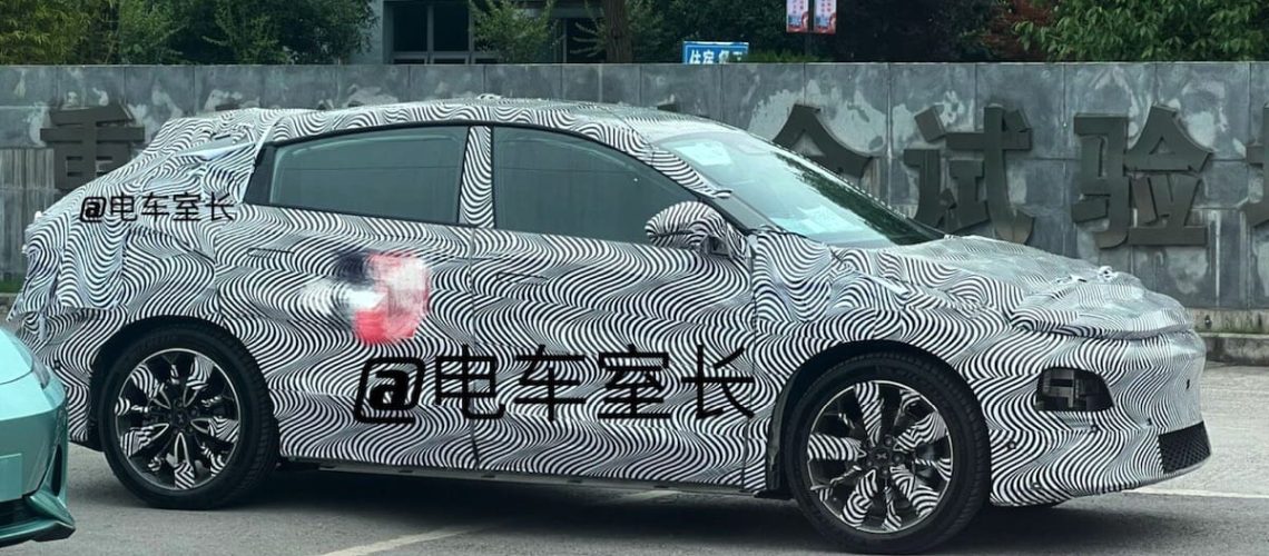 xpeng-suv-fotospia-2.jpg